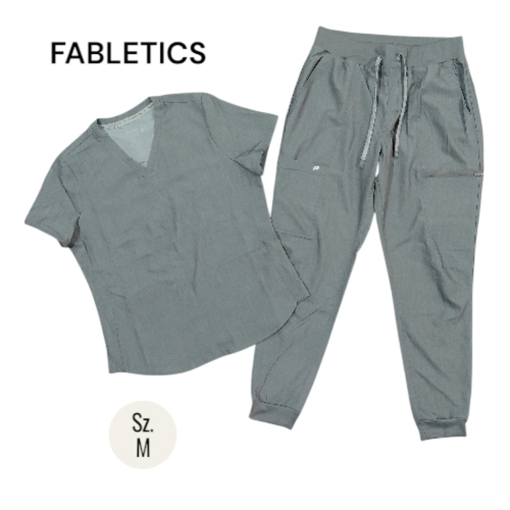 Fabletics Method 2-Pocket Top + On-Call Jogger Set - image 1